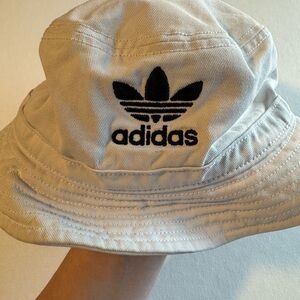 Adidas Classic White Bucket Hat with Black Logo Unisex